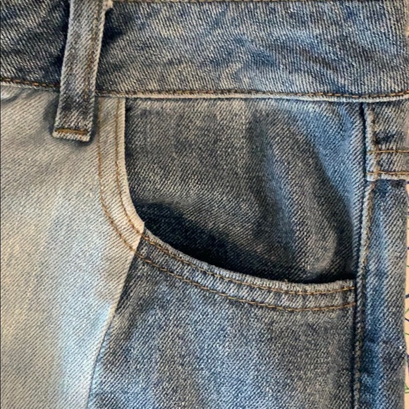 GIANNI BINI SIZE MEDIUM TWO TONED JEANS - Picture 2 of 5